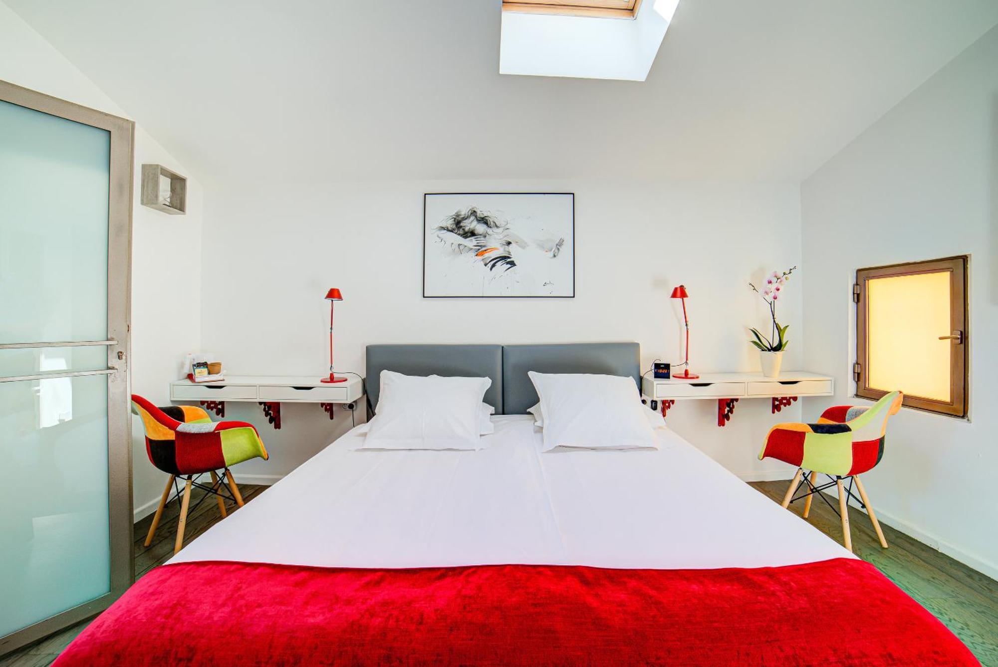 Le Limas Bed & Breakfast Авиньон Стая снимка