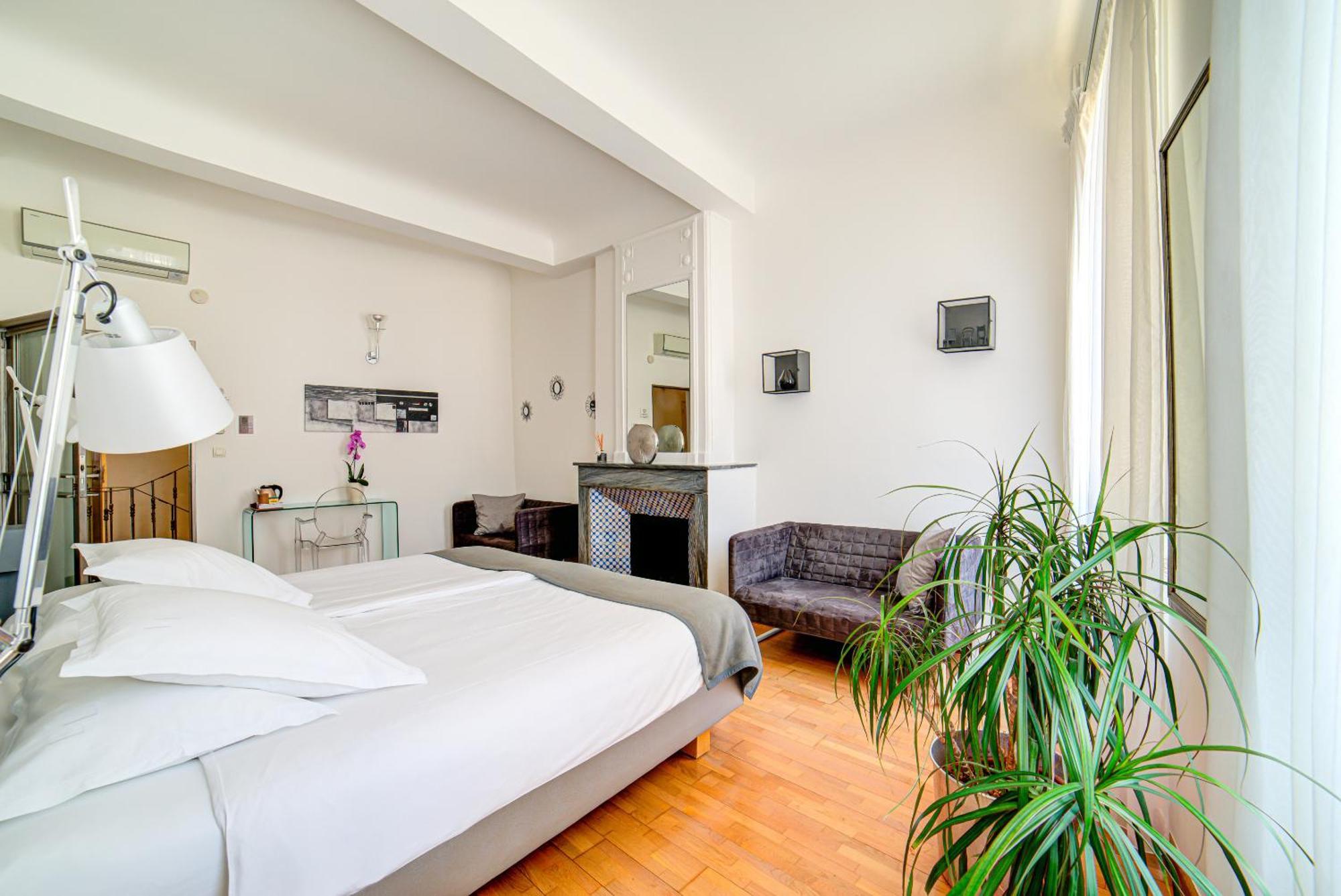 Le Limas Bed & Breakfast Авиньон Стая снимка